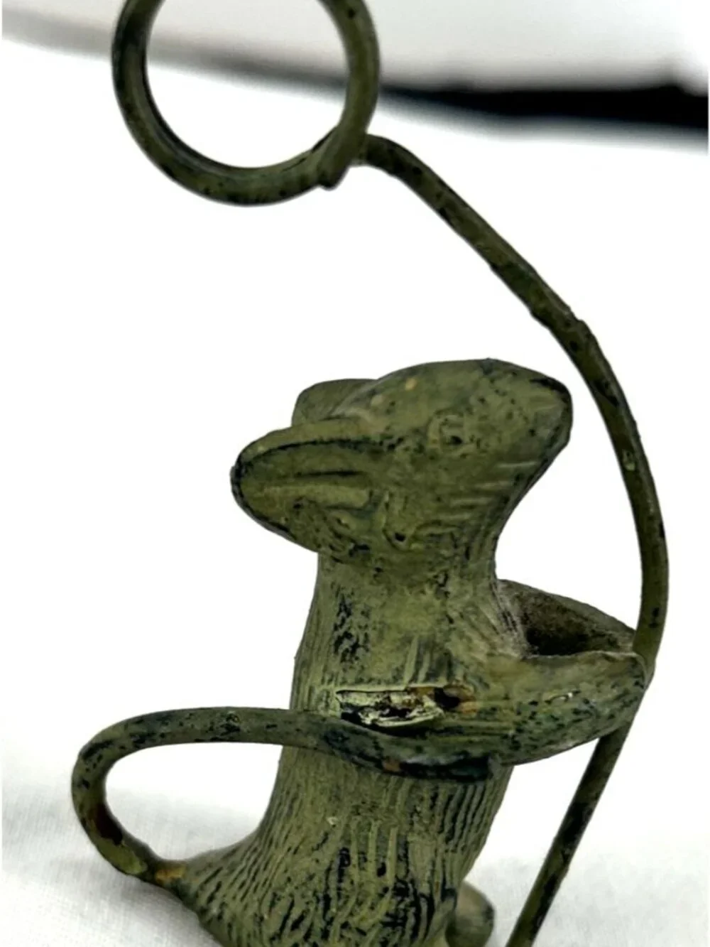 Cast Iron Mouse With Wire Card Picture Holder Decoration 3